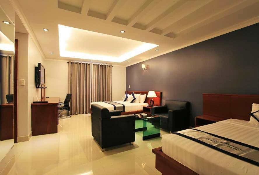 Opera Hotel Ho Chi Minh City Exterior photo